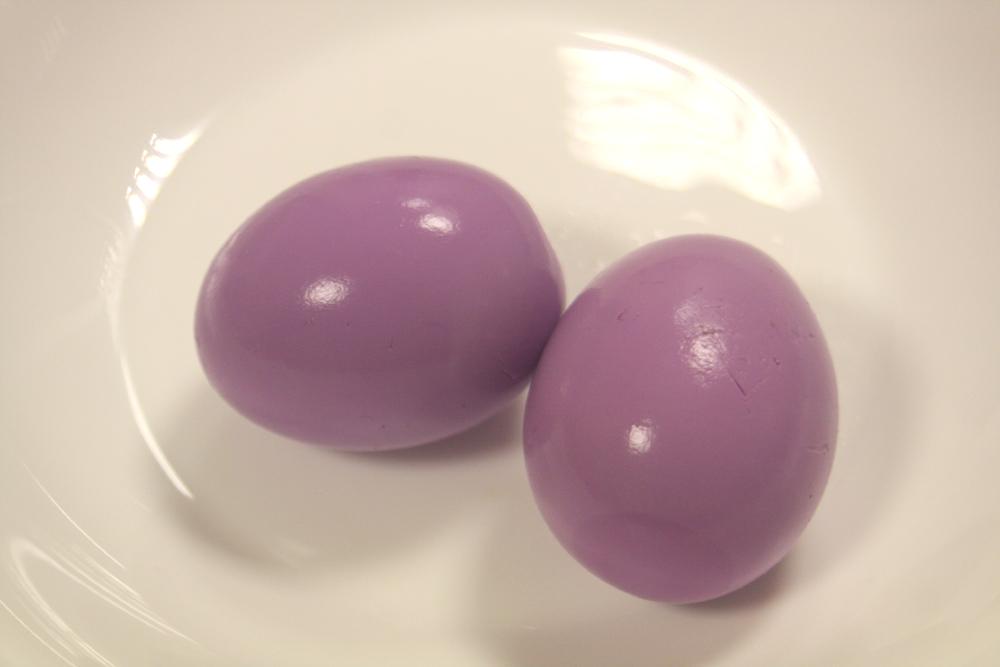 Giant Egg - Purple with Yellow Spots